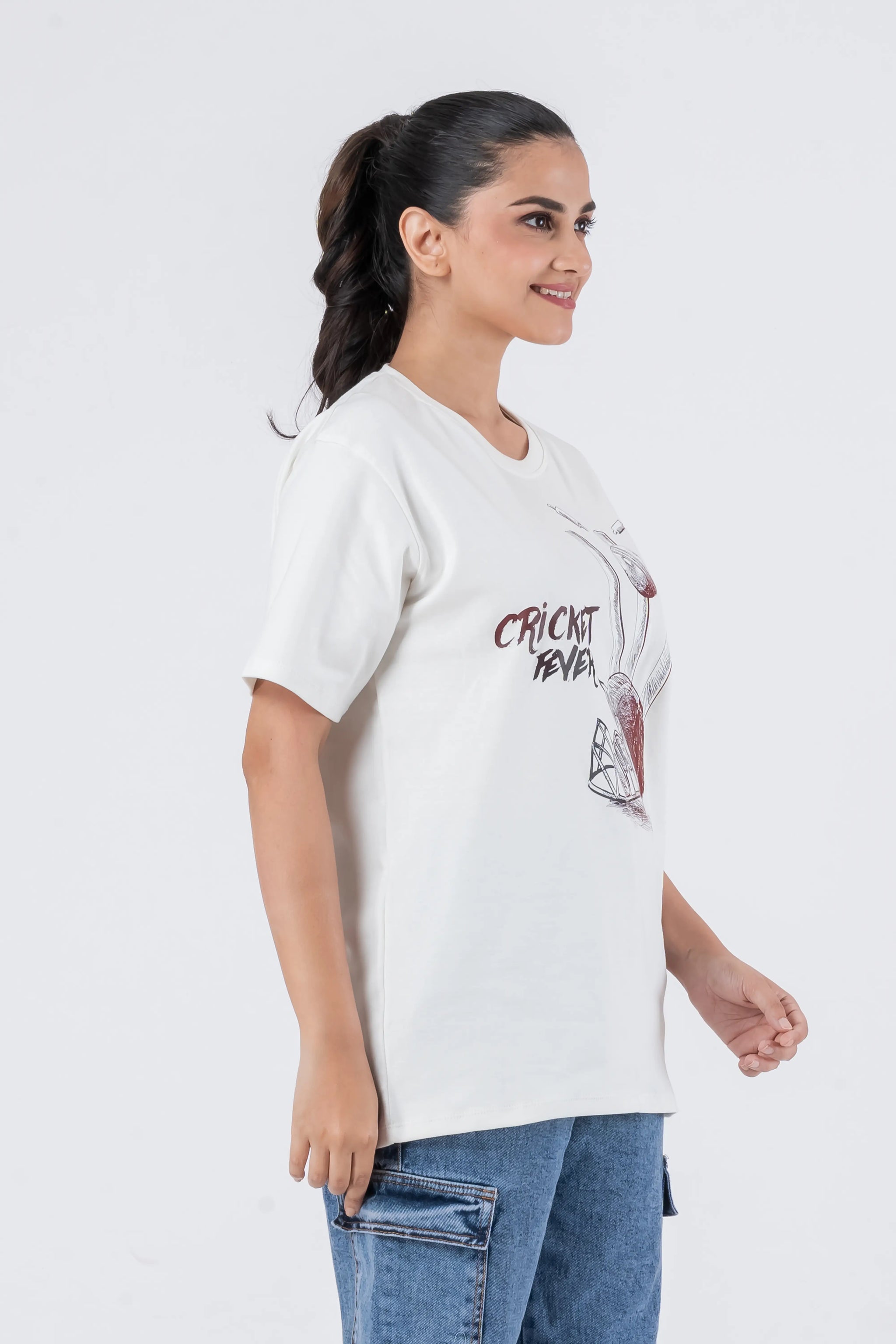 Cricket Fever - Unisex T-Shirt