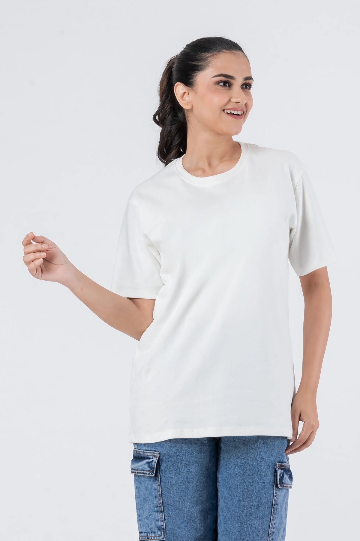 Regular Off-White Unisex T-Shirt