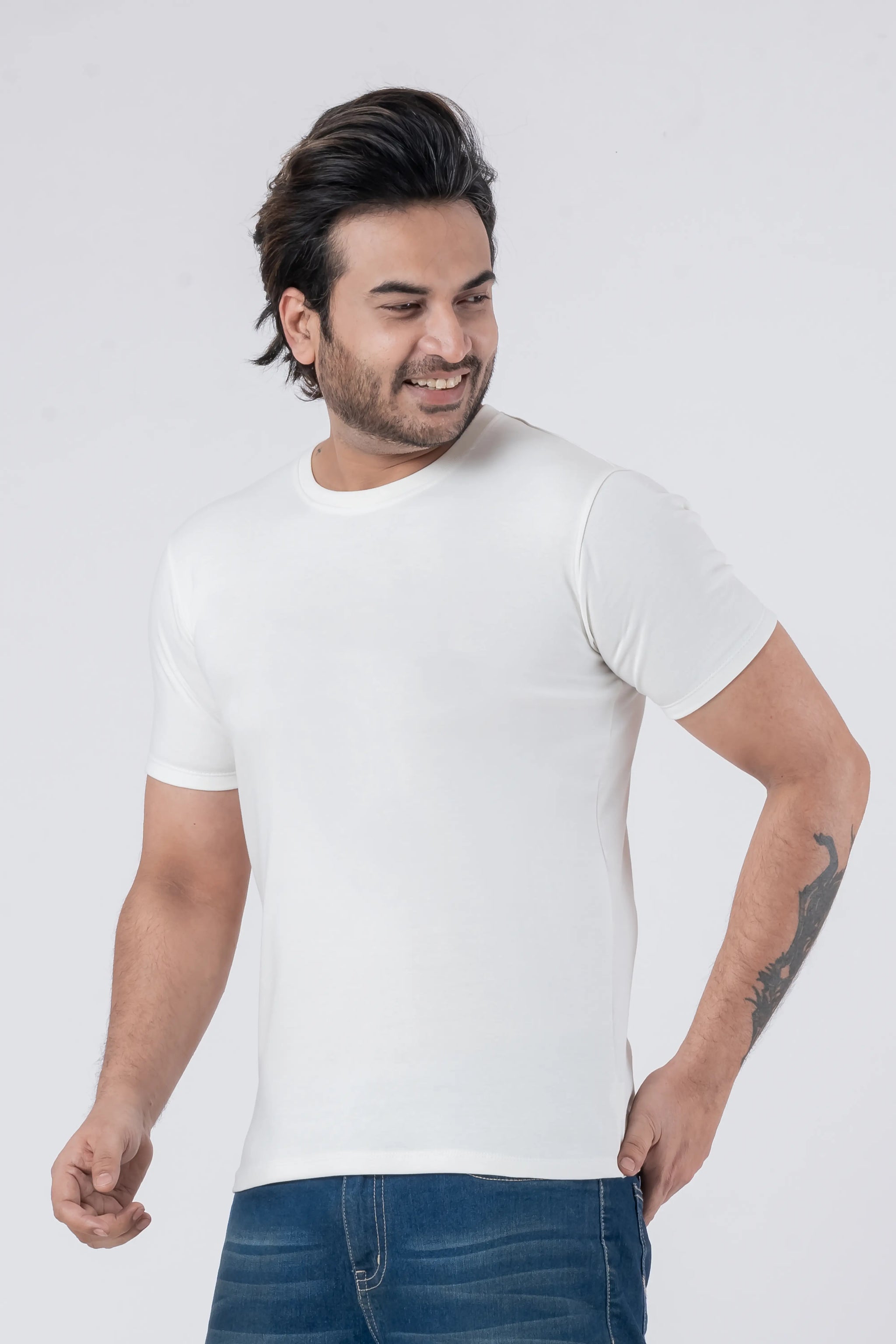 Regular Off-White Unisex T-Shirt